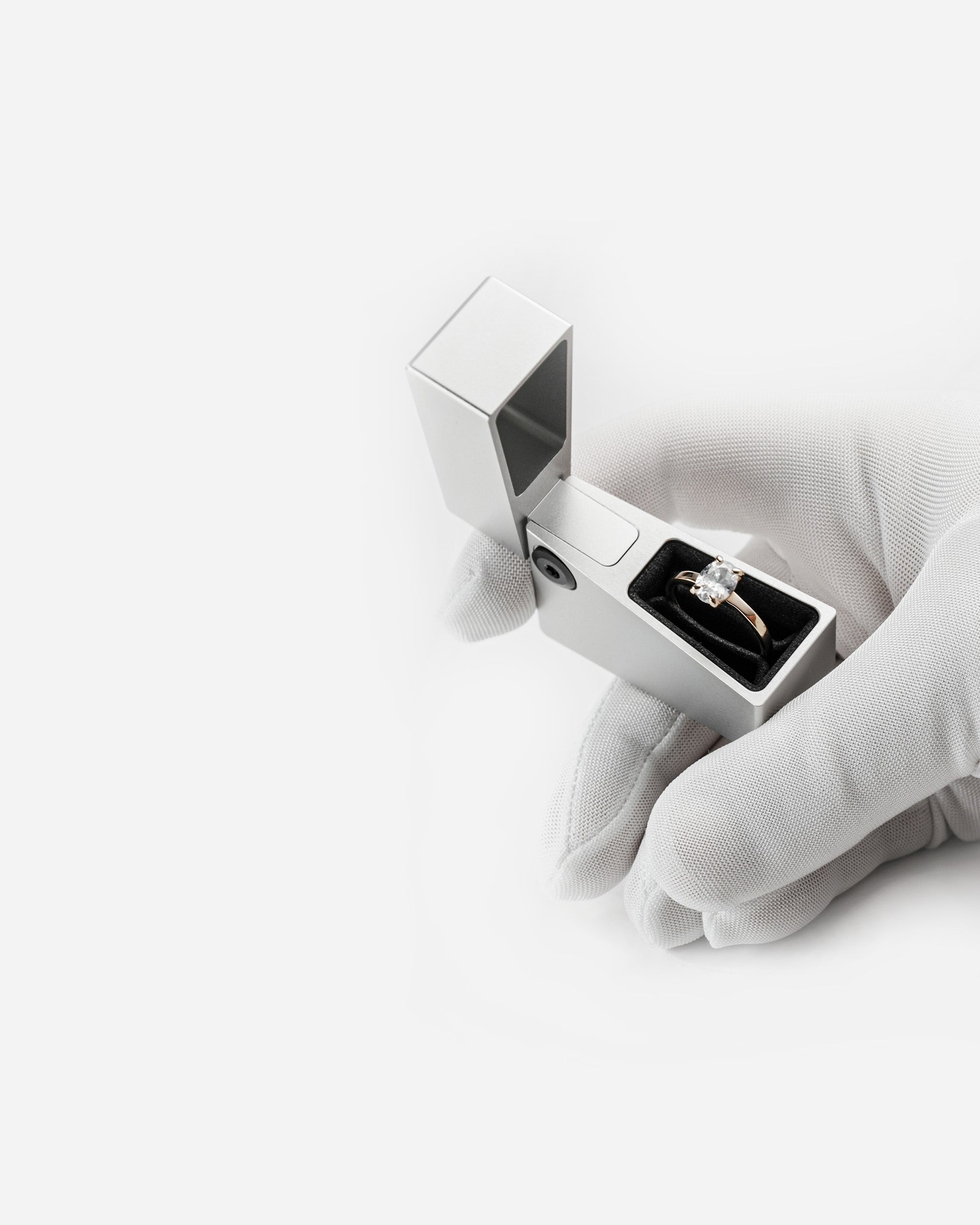 THE RING BOX SILVER SHADOW