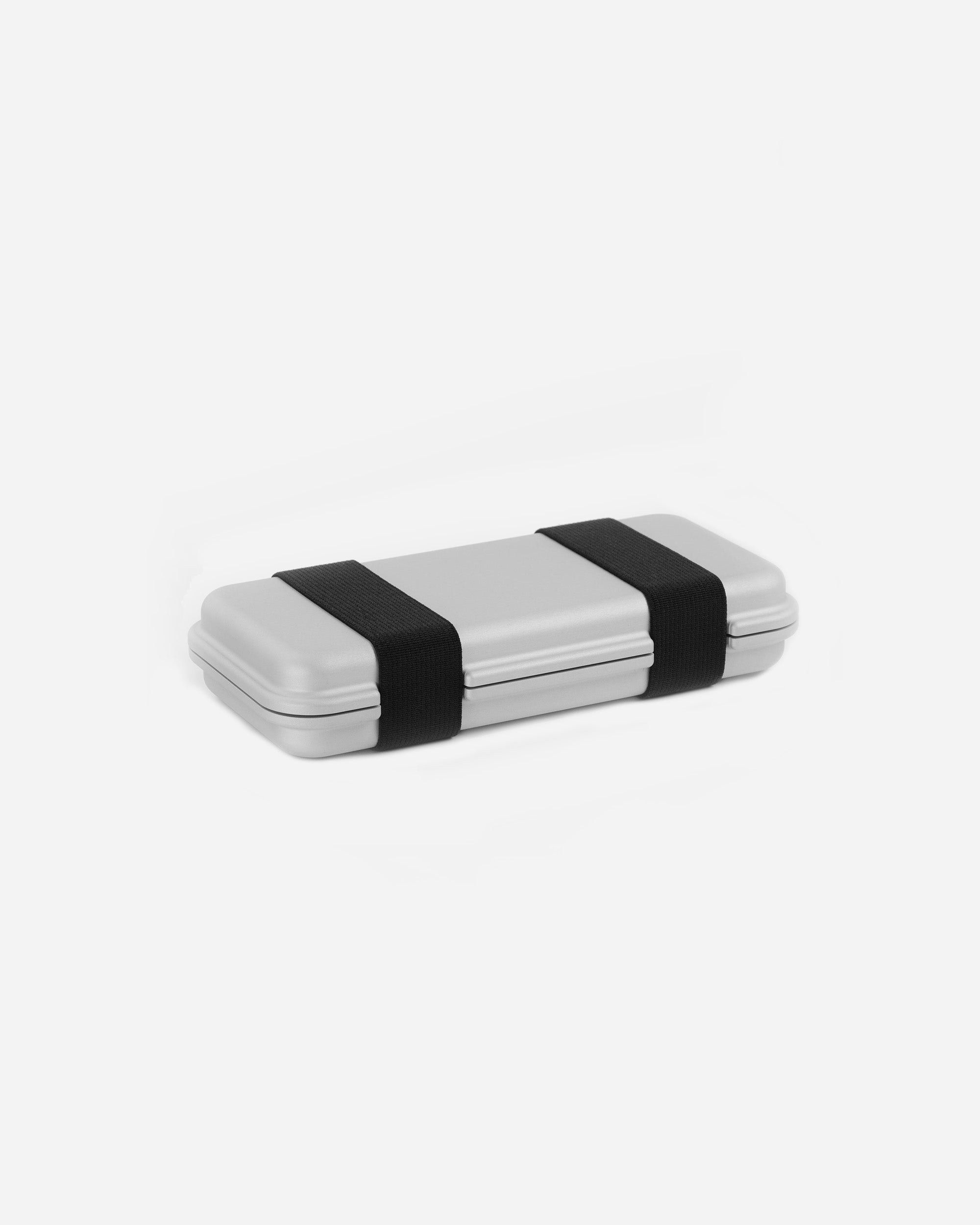 THE EYEWEAR CASE