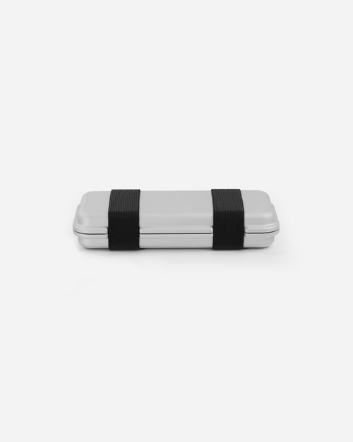 THE EYEWEAR CASE